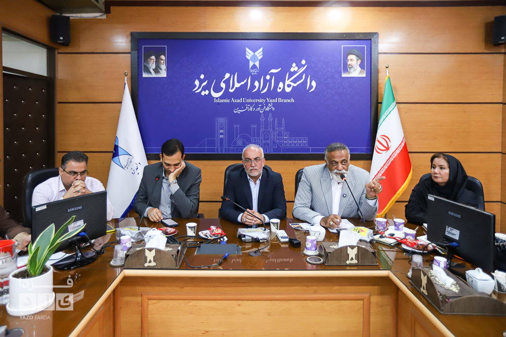 نشست خبری راه اندازی اولین هنرستان طلا و جواهرات کشور در یزد