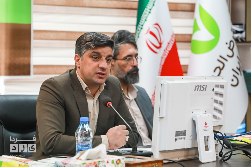نشست خبری مدیر شعب بانک قرض الحسنه مهر ایران در یزد