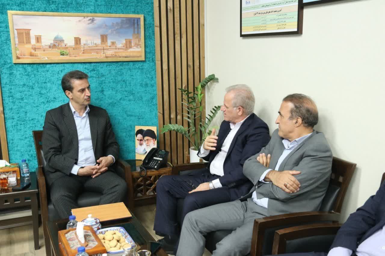 قطار مسافربری پنج ستاره یزد ریل به زودی راه اندازی می شود