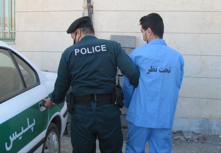 دستگیری «کش رو زن های» طلافروشی در یزد دستگیری «کش رو زن های» طلافروشی در یزد