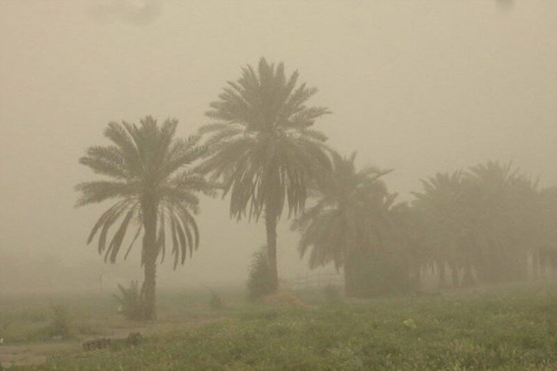 ریزگرد‌های صحرای امارات در راه کرمان