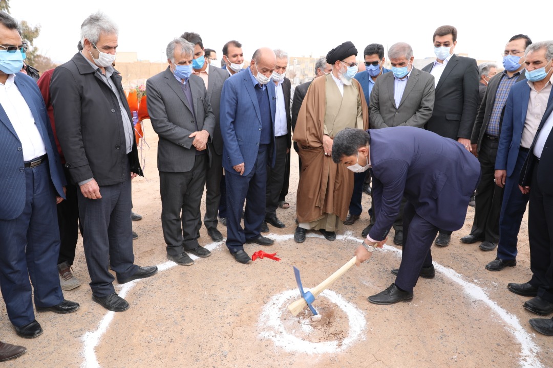 آغاز عملیات اجرائی ساخت مدرسه 6 کلاسه برادران پور رضا در یزد