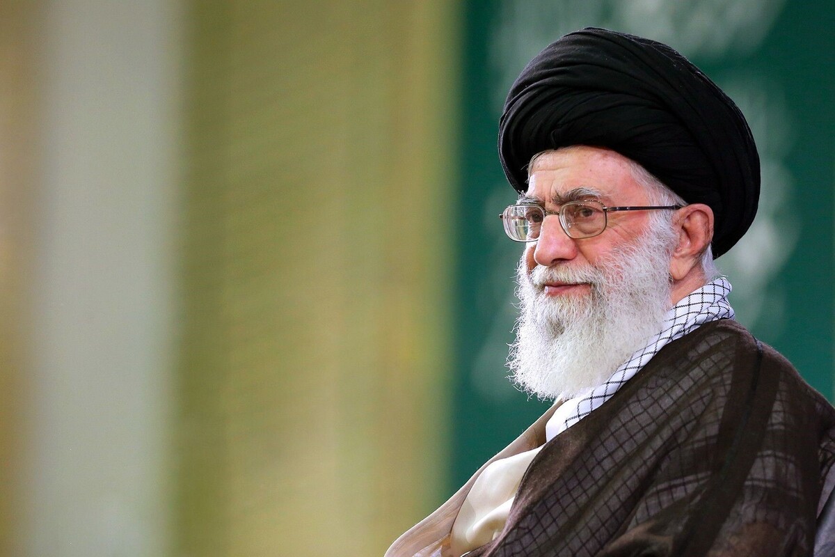 رهبر انقلاب: در عرصه‌ رسانه باید دقت، تلاش و ابتکار خود را مضاعف کنیم