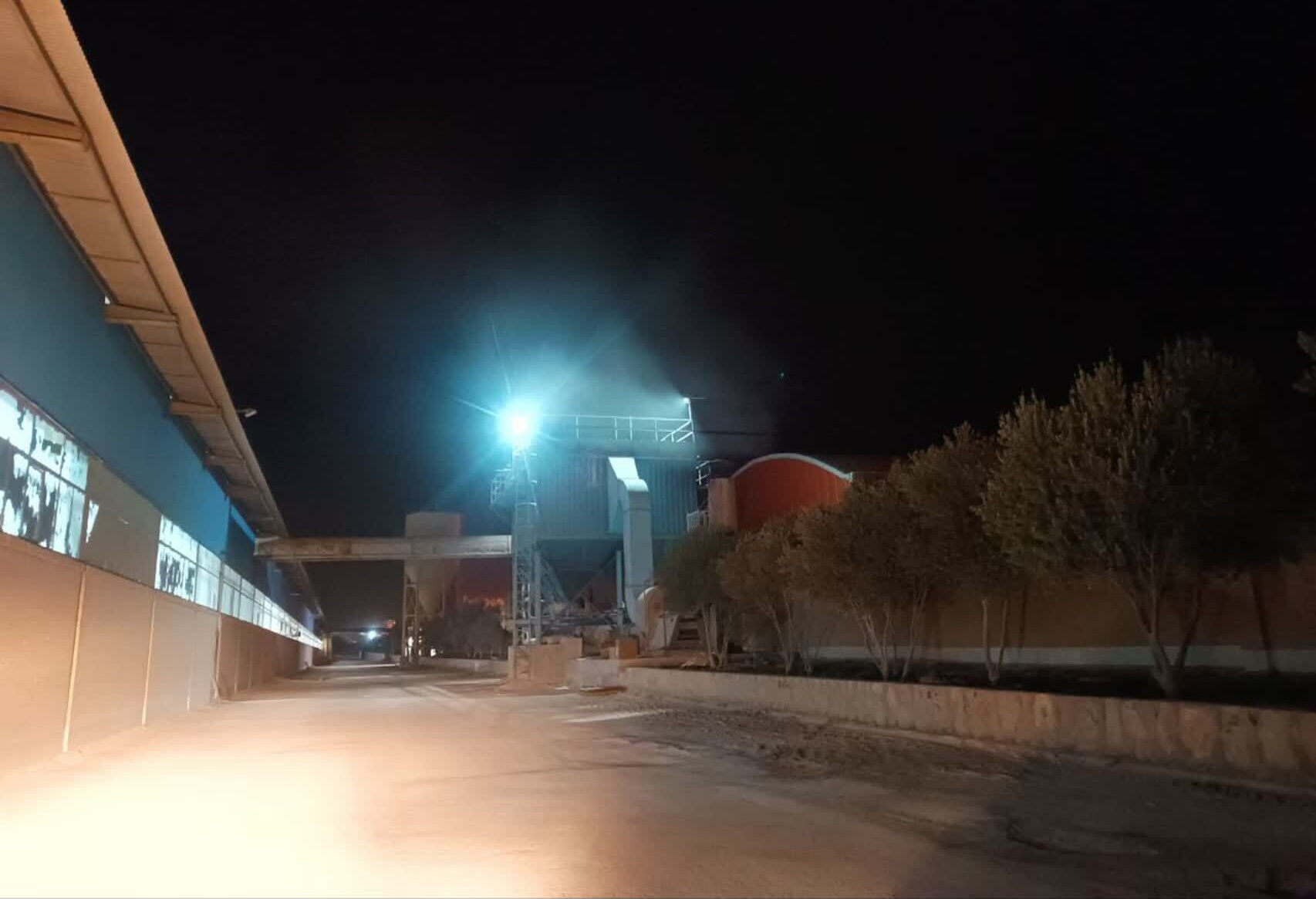 تعطیلی قسمت‌های آلاینده دو واحد صنعتی در اردکان