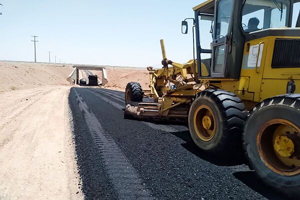 آسفالت تمامی راه‌های روستایی بالای ۲۰ خانوار در استان یزد
