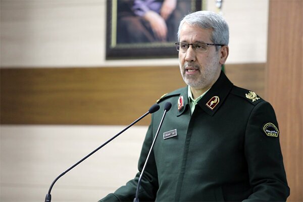 خانواده شهدای پلیس به شهادت فرزندانشان افتخار می‌کنند