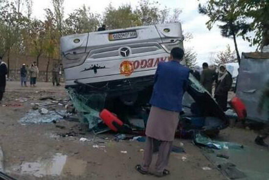 واژگونی مرگبار اتوبوس مسافربری در افغانستان