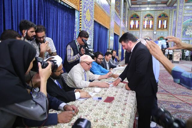 استاندار یزد: انتخابات امروز تکمیل‌کننده بدرقه شهیدان خدمت است