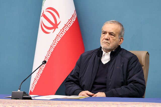 هیزم و شمع دم دست داشته باشید