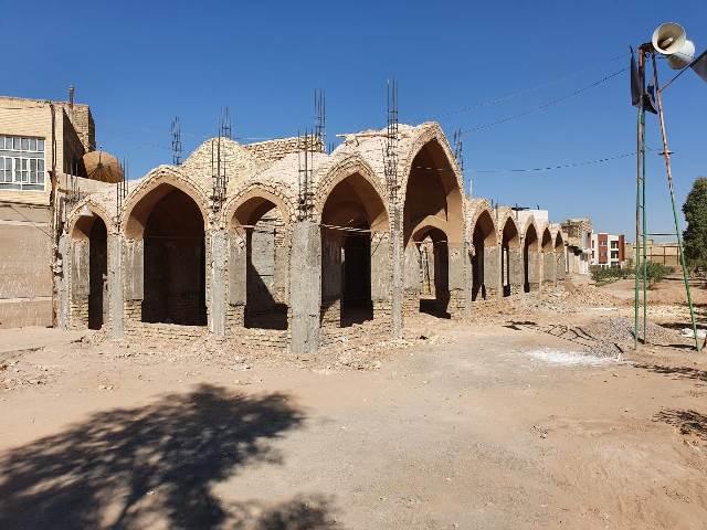 بازپیرایی رواق مسجد برای اولین بار در یزد