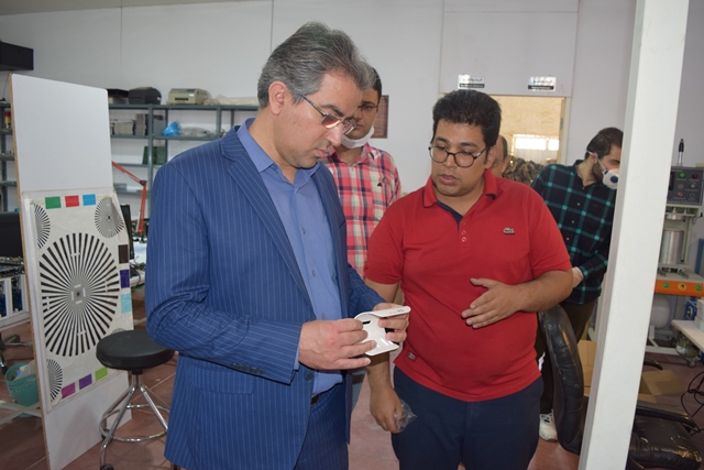 رییس سازمان صنعت معدن و تجارت استان یزد ازشرکت کاوش داده پردازان سفیر بازدید کرد