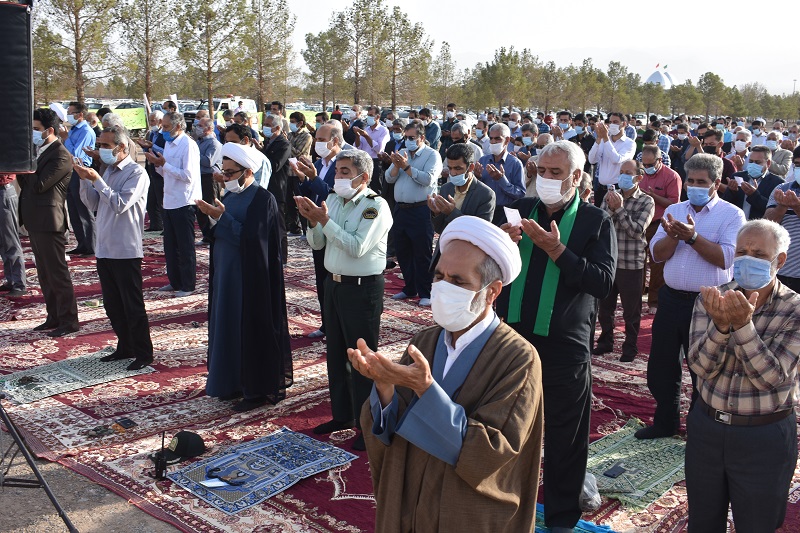 نماز عید سعید  فطر در  بهاباد اقامه  شد