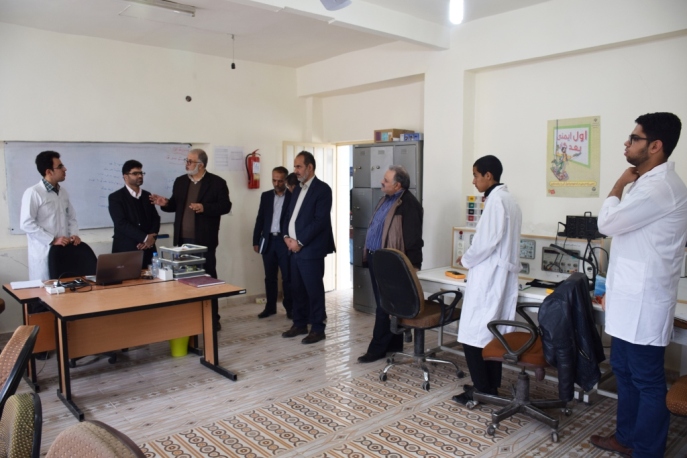 بازدید مدیرکل آموزش فنی و حرفه ای استان یزد از مرکز آموزش فنی و حرفه ای شهرستان اشکذر