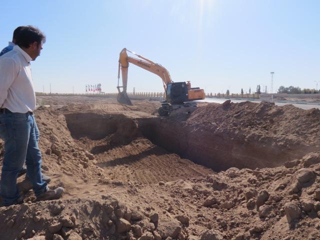 احداث مخزن بتنی ذخیره آب با ظرفیت ۱۲۰ متر مکعب در بلوار خلیج فارس