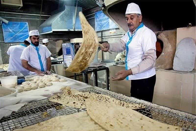 اعتصاب نانوایان یزدی در اعتراض به گرانی و قطع یارانه‌ها/ آیا نان در یزد گران می‌شود؟