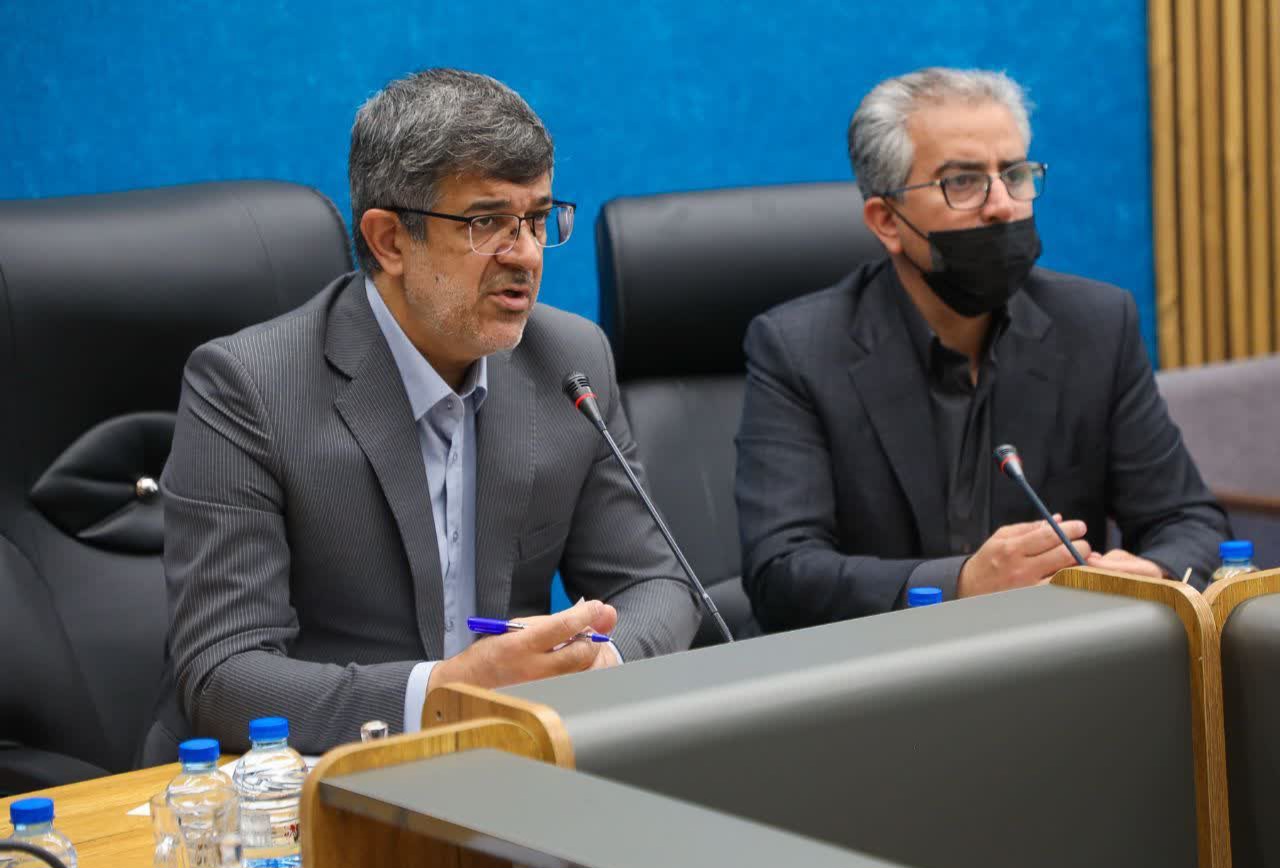 وضعیت تأمین کالاهای اساسی و نهاده‌های دامی در استان یزد مطلوب است/ رویکرد حاکمیتی استان، برخورد قاطع با تخلف گران‌فروشی است