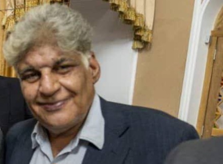 که درگنبد ز بی مغزی صدا بسیار می پیچد