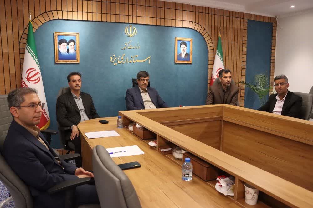 لزوم تداوم تخصیص ارز حاصل از صادرات برای تأمین مواد اولیه/ ۵۰۰ مگاوات نیروگاه خورشیدی در یزد وارد مدار شد