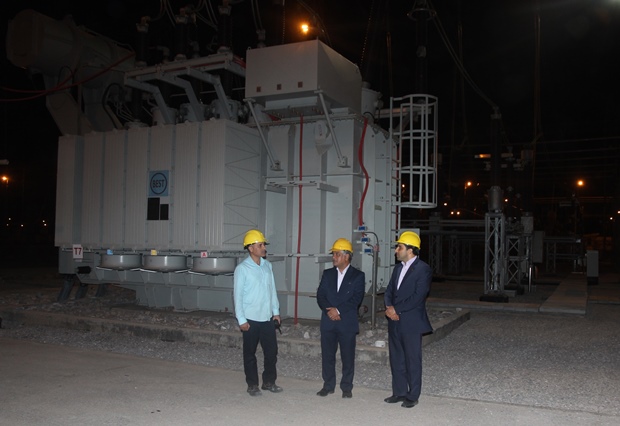 بازدید سرپرست معاونت بهره‌برداری و مدیر روابط عمومی از پست‌های برق منطقه‌ای یزد