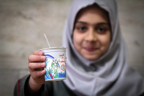 توزیع شیر رایگان در کرمان