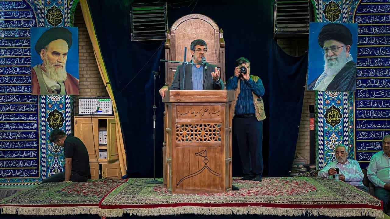 خوشنامی یزدی‌ها در برپایی هیئات عزاداری، زبانزد خاص و عام است/ علاقمندی کلیمیان و زرتشتیان مقیم یزد به اهل بیت( ع)