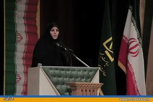 فراهم ساختن زمینه حضور مؤثر بانوان در جامعه 