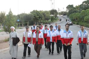 کوهپیمایی پرسنل و اعضا جمعیت هلال احمر استان یزد بمناسبت هفته دولت  / شهیدان رجایی و باهنر الگوی ساده زیستی و شجاعت بودند