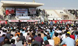 همایش بزرگ پیاده روی خانوادگی در یزد برگزار شد