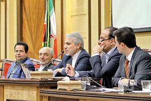 رئیس سازمان مدیریت اعلام کرد بحران سه‌ضلعی در کمین اقتصاد ایران