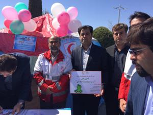همیاران جوان هلال احمر مبلغ بشردوستی و منادیان صلح هستند