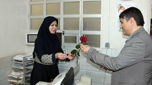 مدیرکل ورزش و جوانان استان از بانوان شاغل در این اداره کل تجلیل کرد