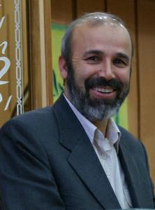 سردار فلاح زاده استاندار سابق یزد مجروح شد