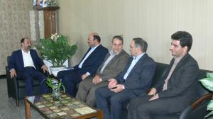 معاون استاندار یزد، خواستار تسریع در عملیات مرمت ساختمان مرکز خدمات سرمایه گذاری استان شد