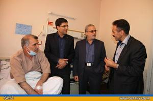 عیادت جمعی از مدیران استانداری یزد از مدیرکل آموزش و پرورش استان 