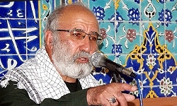 اخطار شدید الحن سردار فتوحی:به آنها اخطار می‌دهیم اولاً دست از این حرکات خبیثانه خود بردارند/برخی به اسامی احزاب مختلف فعالیت‌هایی دارند اما این فعالیت‌ها علیه قرآن و نظام است و زیبنده استان یزد نیست