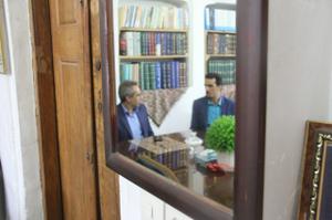 بازدید مدیر روابط عمومی و امور بین الملل شهرداری یزد از نمایشگاه موضوعی اسناد شهرداریها و دهیاریها