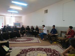 جلسه توجیهی اجرای طرح شوق رویش  در مرکز امور جوانان هلال احمر زارچ برگزار شد.