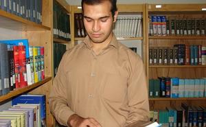 عضو فعال کتابخانه مجتمع فرهنگی شهرستان مهریز حائز رتبه ۱۱ کشوری در رشته علوم انسانی
