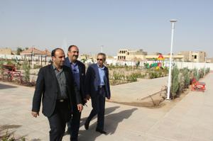 گزارش تصویری :بازدید محمد رضا عظیمی زاده از بوستان بانوان آزادشهر 