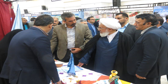 مدیر کل آموزش فنی و حرفه ای استان یزد: توسعه و ترویج آموزش های فنی و حرفه ای در بین آحاد جامعه گامی مؤثر در جهت ایجاد اشتغال پایدار برای جوانان.