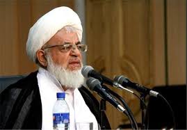 امام‌جمعه یزد: برگزاری جلسات لهو و لعب در قالب اردوهای دانشگاهی مصداق "فرهنگ غربی" است