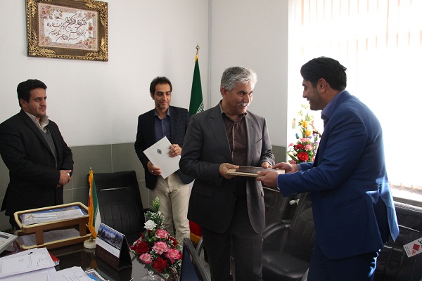 رئیس کمیسیون معاملات شرکت سنگ آهن مرکزی به عنوان رئیس هیات تنیس روی میز شهرستان بافق معرفی گردید 