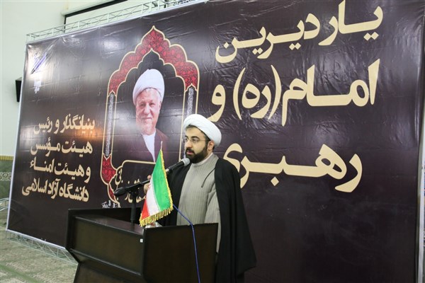 صدوقی: آیت‌الله هاشمی با جذب حداکثری خیمه انقلاب را گسترش داد