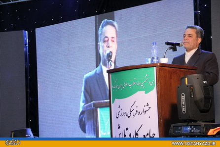 کارگران با همّت خود پاسخ‌گوی نیازهای جهانی باشند