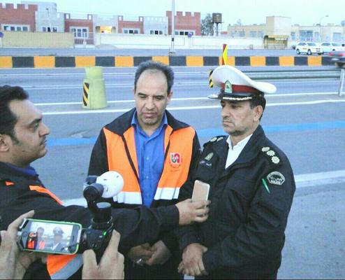 بازدید مشترک مدیر کل راهداری و حمل و نقل جاده ای و فرماندهی پلیس راه استان یزد از گشت های نوروزی و کنترل ناوگان مسافربری