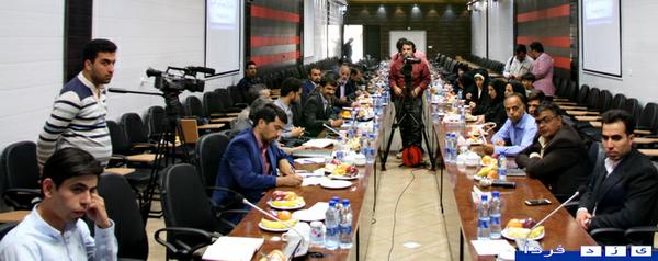 نشست خبری مدیرکل راهداری و حمل و نقل جاده ای استان یزد با اصحاب رسانه