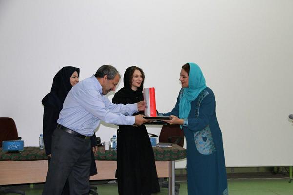جلسه نمایش، نقد و بررسی فیلم سینمایی "آباجان" توسط موسسه فرهنگی هنری شهر هنر و رسانه پرواز 
