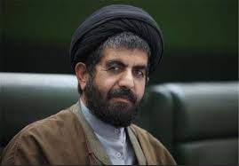 مخالفان نظارت استصوابی و مدعی دموکراسی نامزد شوراها را فله‌ای رد کردند/ رئیس مجلس جلوی این سیاسی‌کاری‌ها را بگیرد