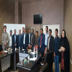برگزاری کارگاه آموزشی کارآفرینی ویژه مدیران عامل شرکت های تعاونی و دهیاری های استان توسط اداره کل آموزش فنی و حرفه ای استان یزد