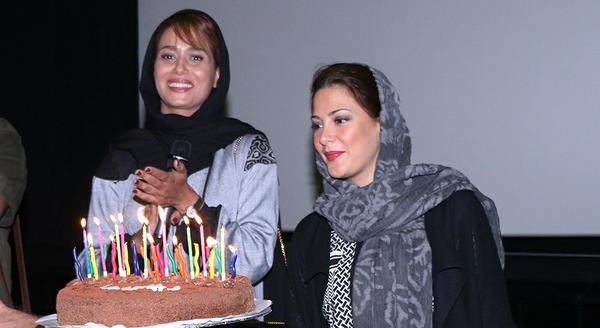 جشن تولد بازیگر زن با حضور «ویلایی‌ها»/ عکس 